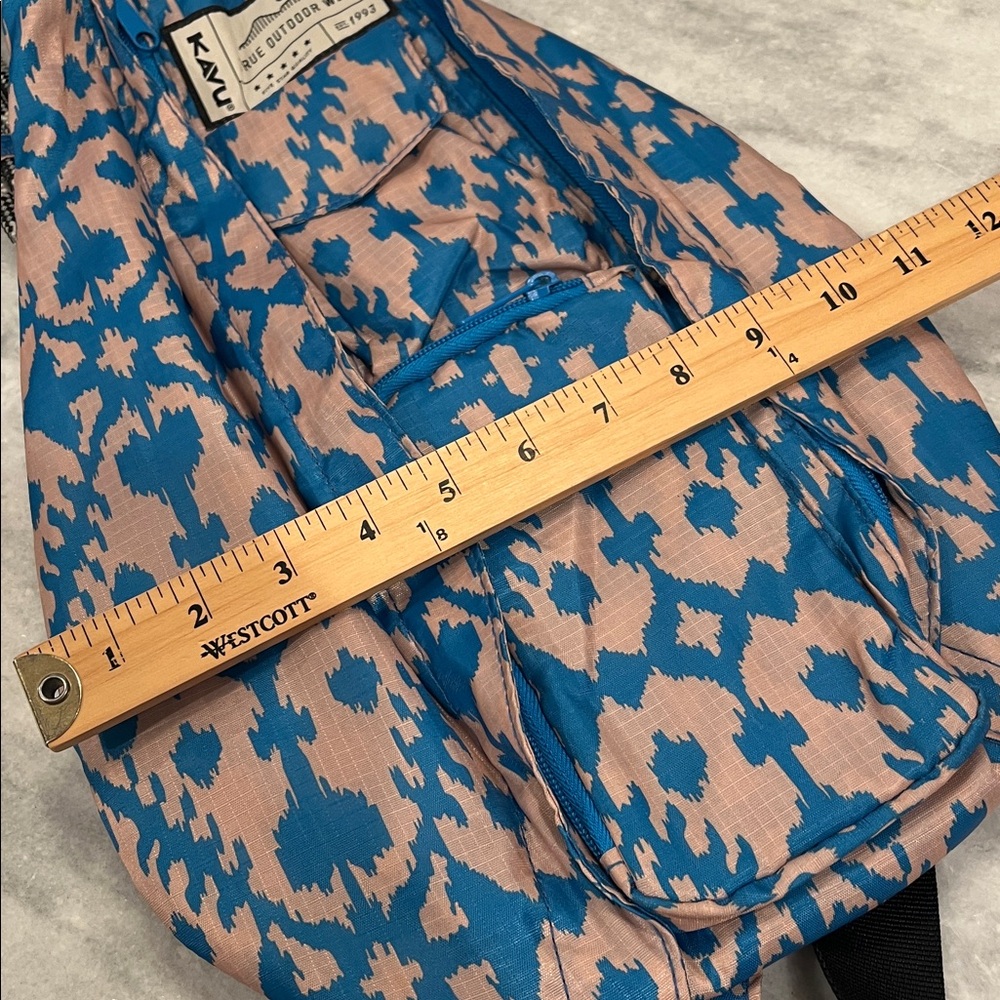 KAVU Lightweight Sling Rope Backpack Blue Ikat - Picture 10 of 10